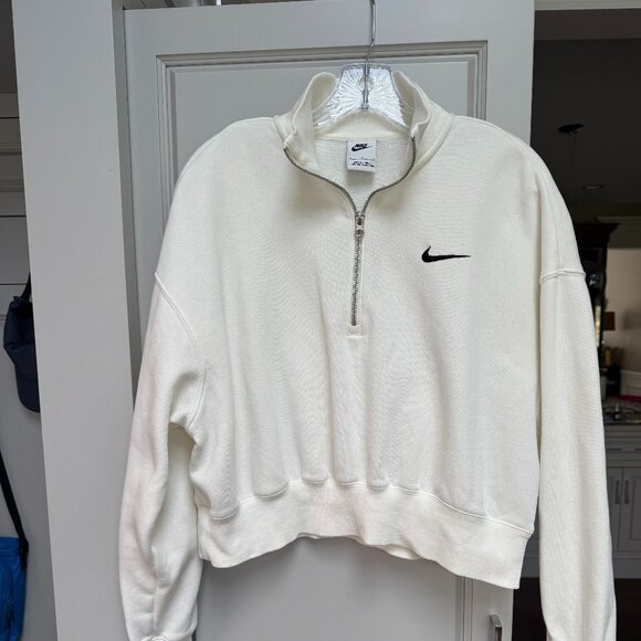 EUC Nike Women's Half Zip Phoenix Fleece - Picture 10 of 10
